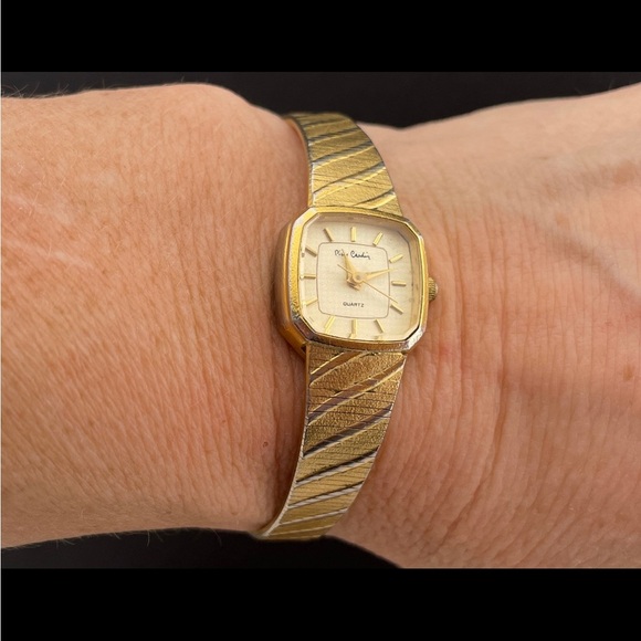 Vintage Wrist Watch Pierre Cardin Women's Quartz Gold tone small Square Bezel - Picture 10 of 13
